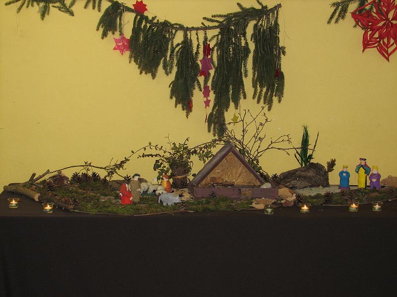 IMG_4681.JPG - Die Weihnachtskrippe der Gutenberg-Schule.