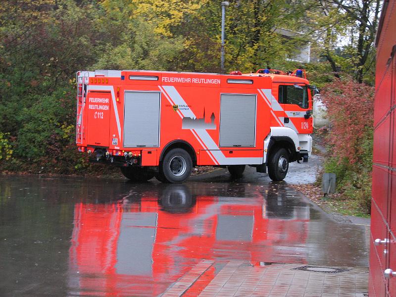 IMG_4344.JPG - Auftrag erfüllt - die Feuerwehr rückt ab