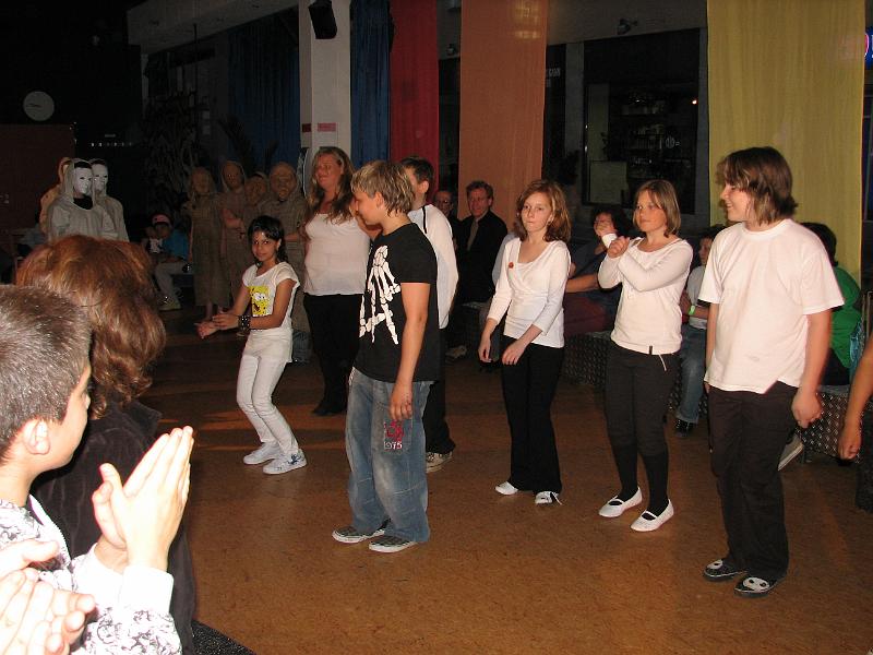 IMG_5691.JPG - Finale im Jugendcafé am Federnseeplatz