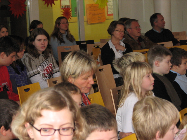 IMG_8958.JPG - Immer wieder besuchen auch Gäste unsere Adventsfeiern.