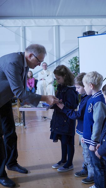 P1090890.JPG - Ein süßer Blumengruß zum 1. Schultag.